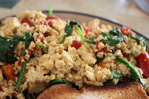 healthy-breakfast-ideas-tofu-scramble