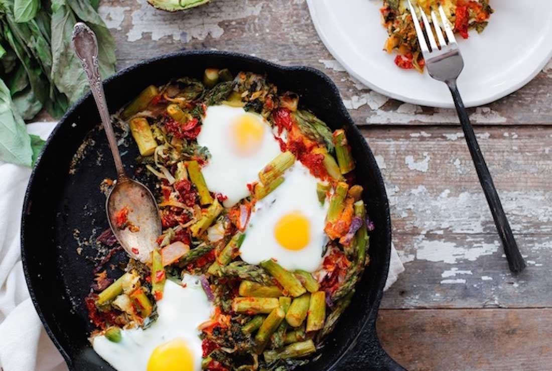recipes-to-improve-heart-health-aked-Egg-with-Garlic-Kale-and-Sun-Dried-Tomatoes